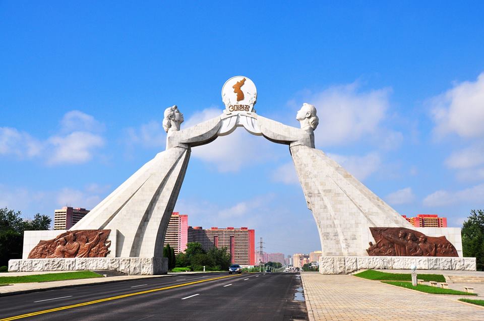 KHÁM PHÁ TRIỀU TIÊN BÍ ẨN