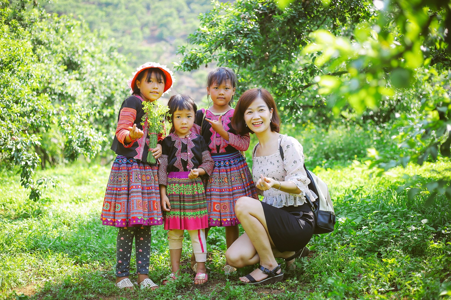 HÀ NỘI - MỘC CHÂU THĂM VƯỜN MẬN VƯỜN ĐÀO