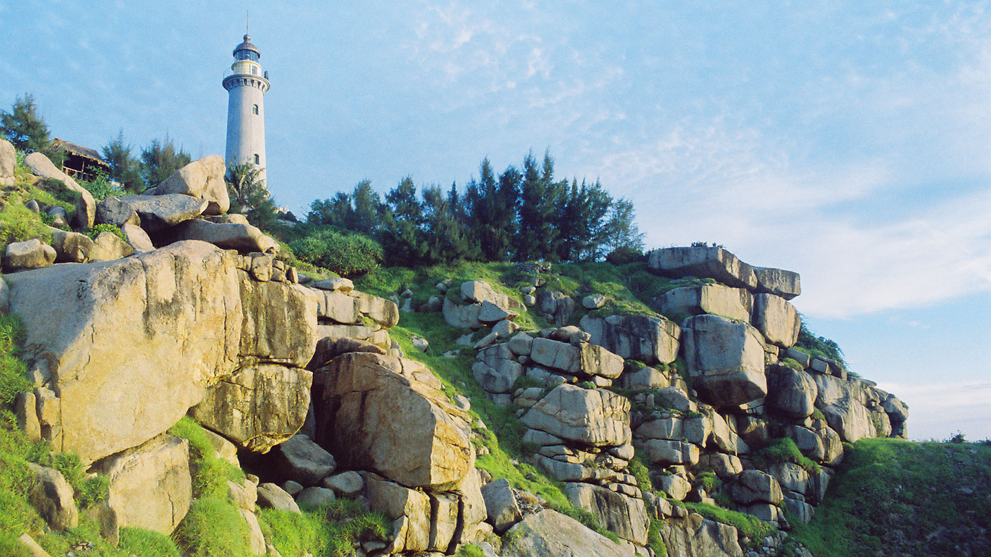 TOUR HÀ NỘI-QUY NHƠN-TUY HÒA-PHÚ YÊN GIẢM GIÁ-VỀ XỨ GIÓ CÁT NẮNG VÀNG BIỂN XANH LẮNG NGHE ĐIỆU HÁT BÀI CHÒI THÂN THƯƠNG