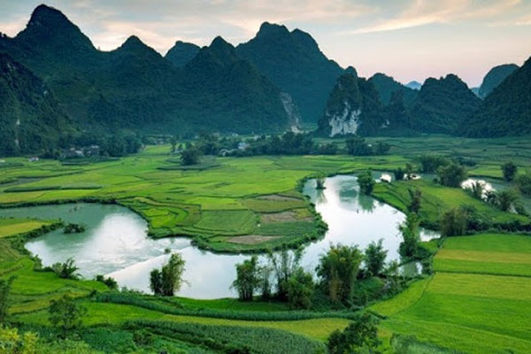 HÀ NỘI-THUNG NAI-ĐỀN CHÚA THÁC BỜ-HÒA BÌNH 